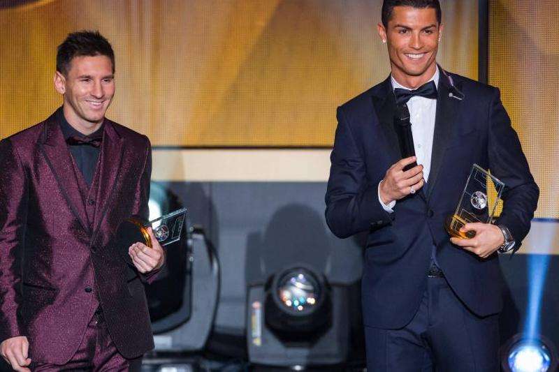 C罗INS粉丝数贴吧讨论